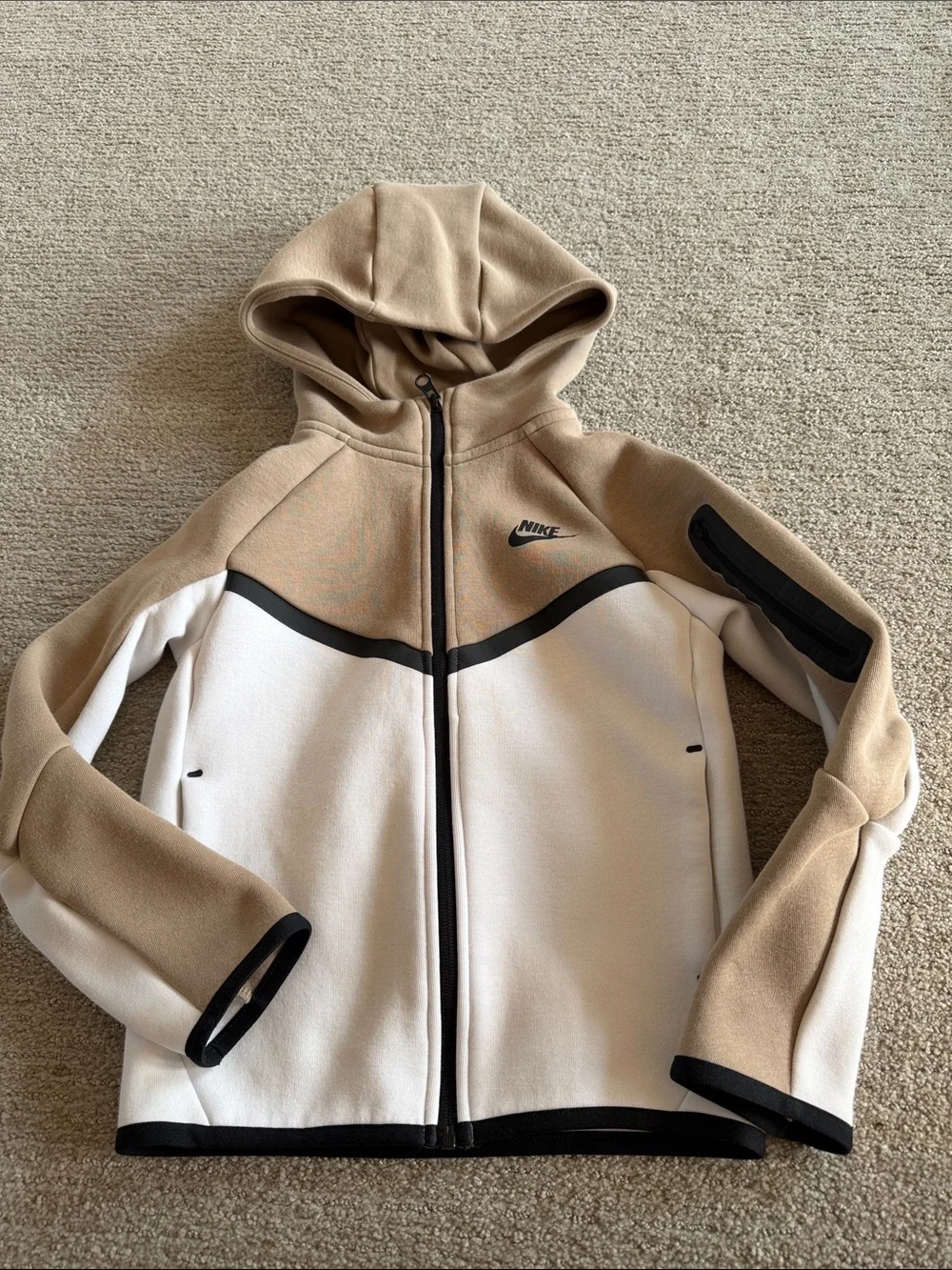 Kids Nike Tech